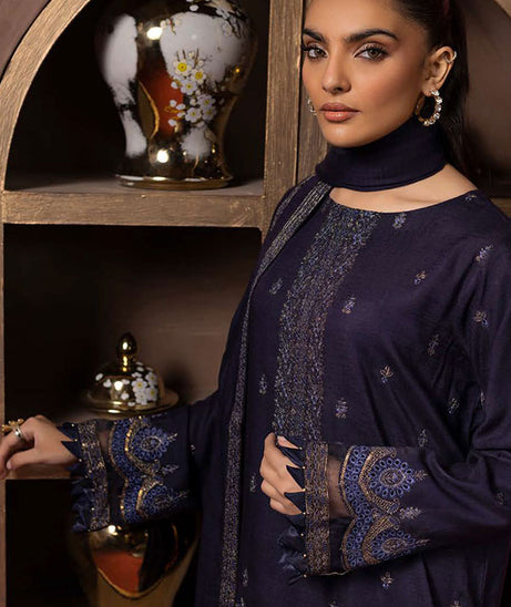 Shaista Supreme Emb Peach`25 D#82