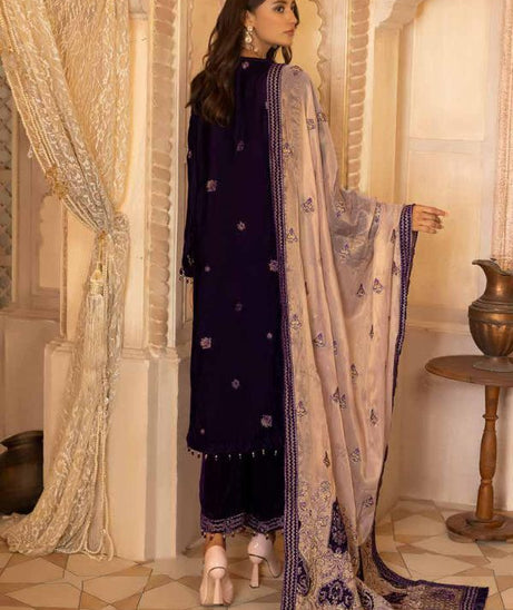 Shaista Emb Velvet`22 D#401
