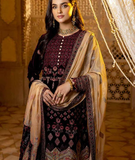 Shaista Emb Velvet`22 D#402