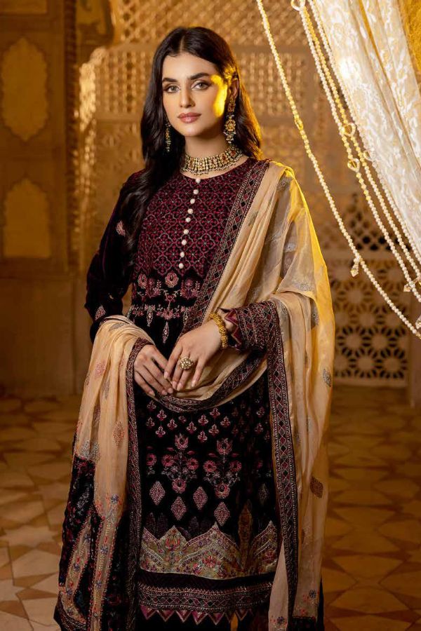 Shaista Emb Velvet`22 D#402