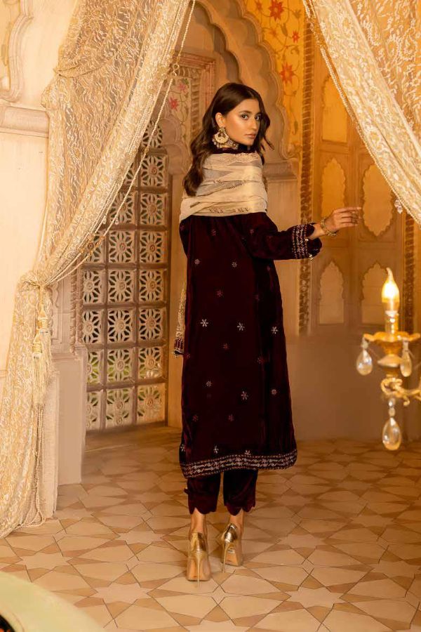 Shaista Emb Velvet`22 D#405
