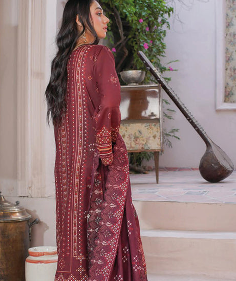 Shaista Amber Emb Lawn'26 D#15