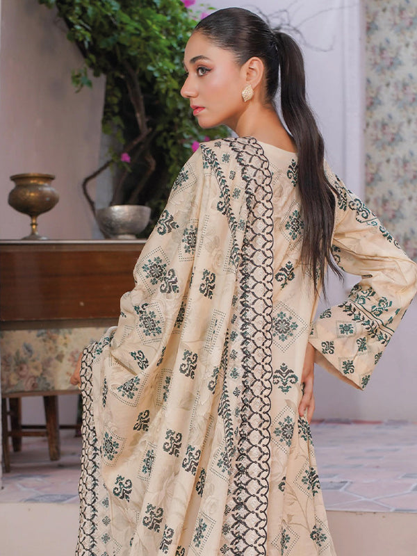 Shaista Amber Emb Lawn'26 D#18