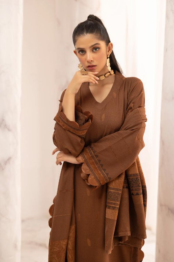 Shaista Jacquard Karandi`24 D#682