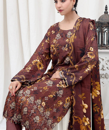 Shaista Mehwish Emb Staple`25 D#340