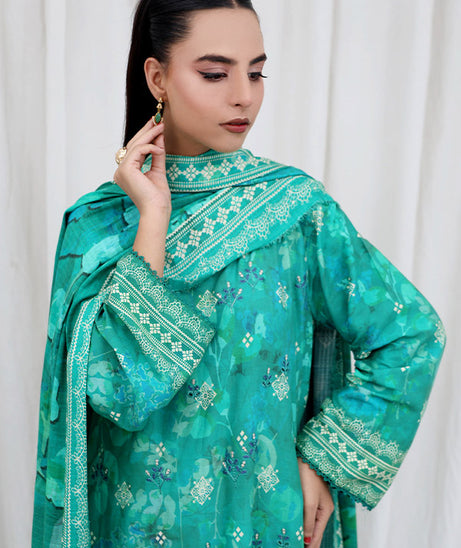 Shaista Mehwish Emb Staple`25 D#349