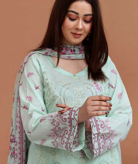 Shaista Noor-E-Libas Lawn`25 D#09
