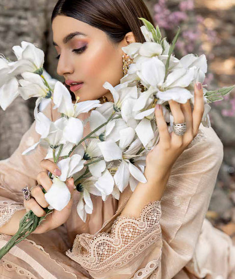 Shaista Emb Karandi`22 SK#104