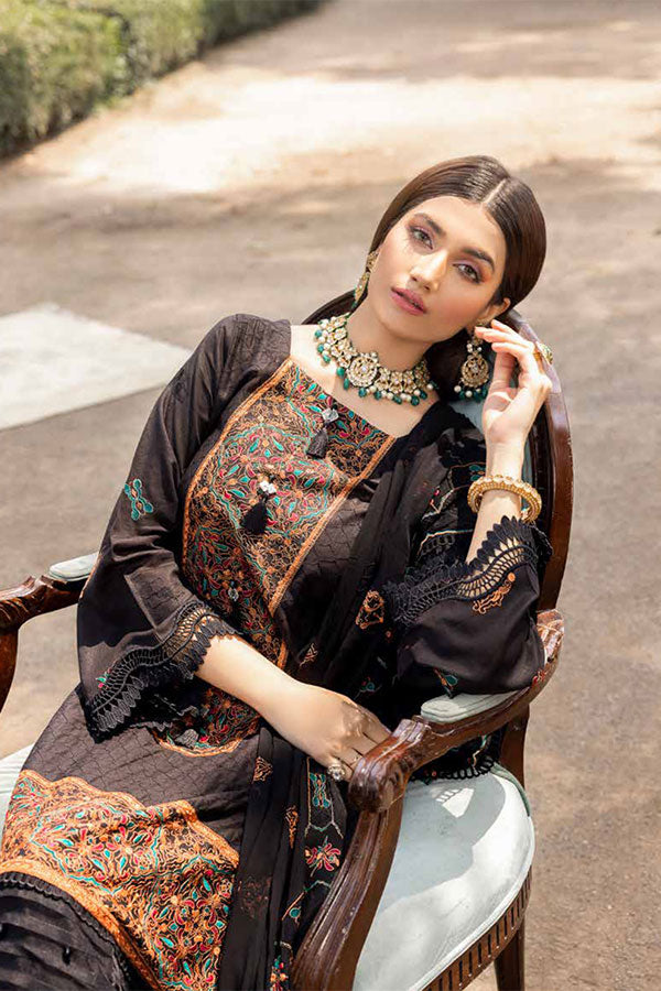 Shaista Emb Karandi`22 SK#105