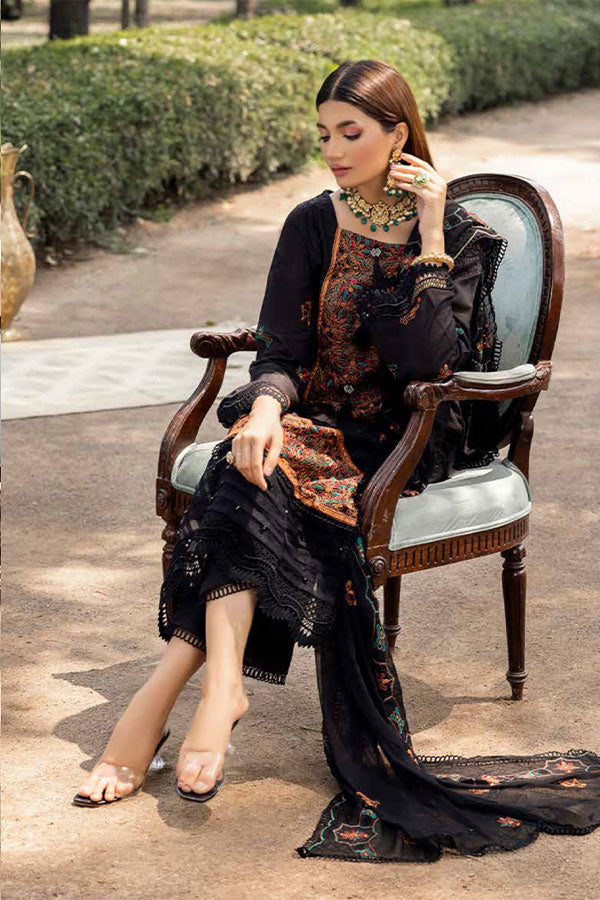 Shaista Emb Karandi`22 SK#105