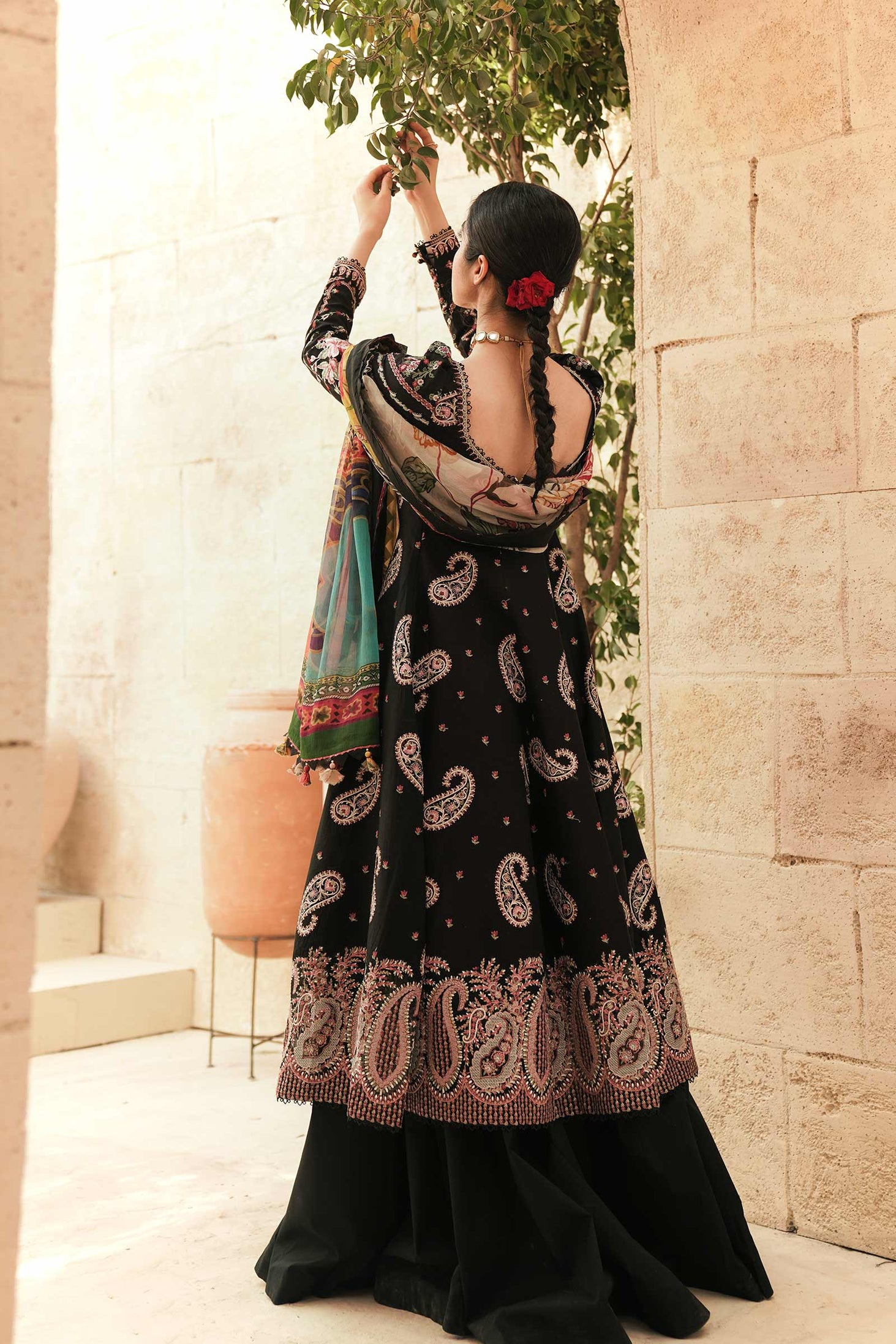 Zara Shahjahan Eid Luxury Lawn`22 D# SIBEL