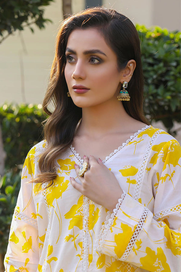 Sidra Aleem P/ Series Lawn`25 D #1 Yellow