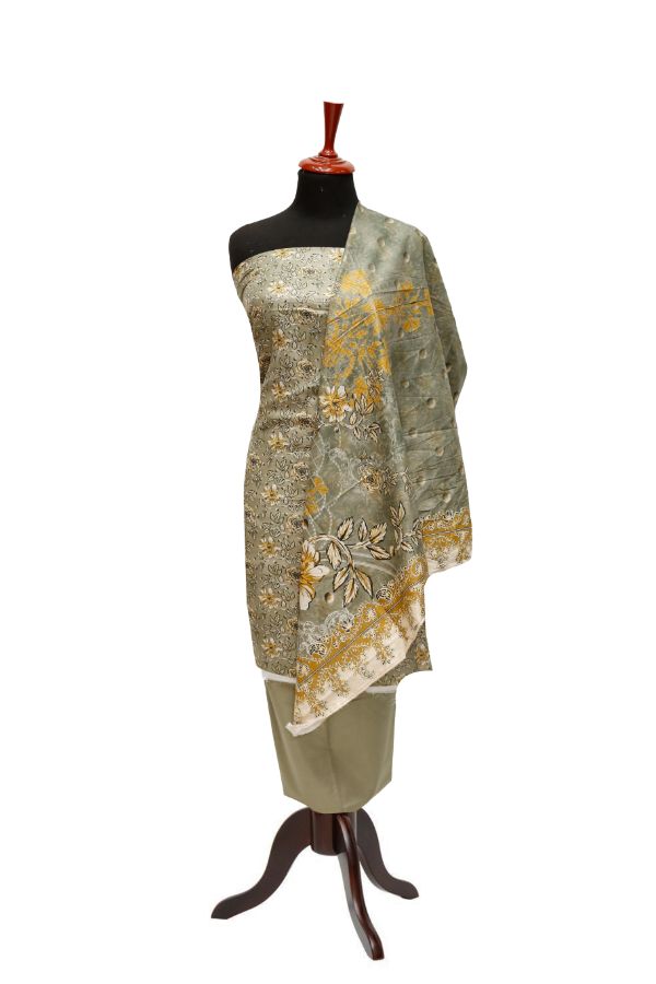 Sitara Sapna Lawn`23 D#5062 M-Green