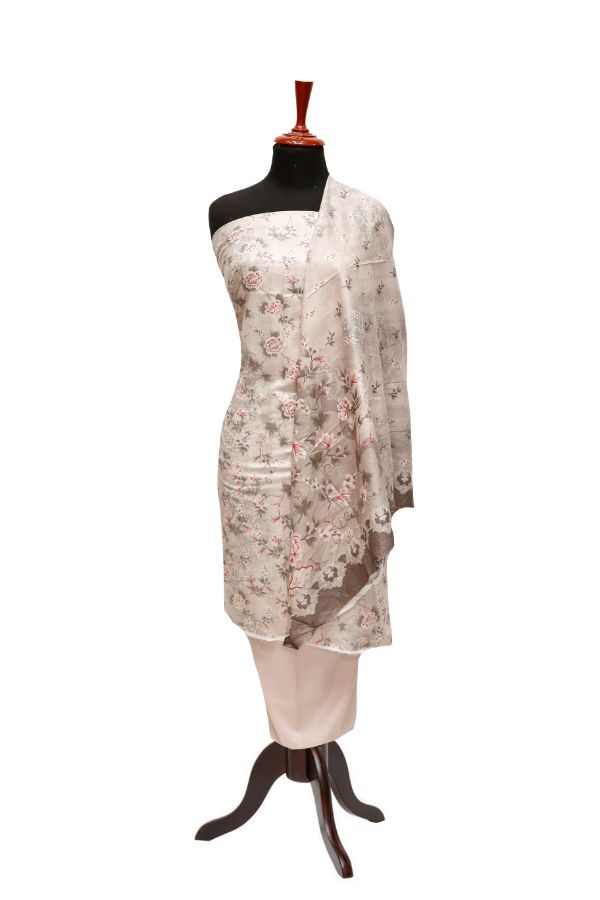 Sitara Sapna Lawn`23 D#5063 Peach