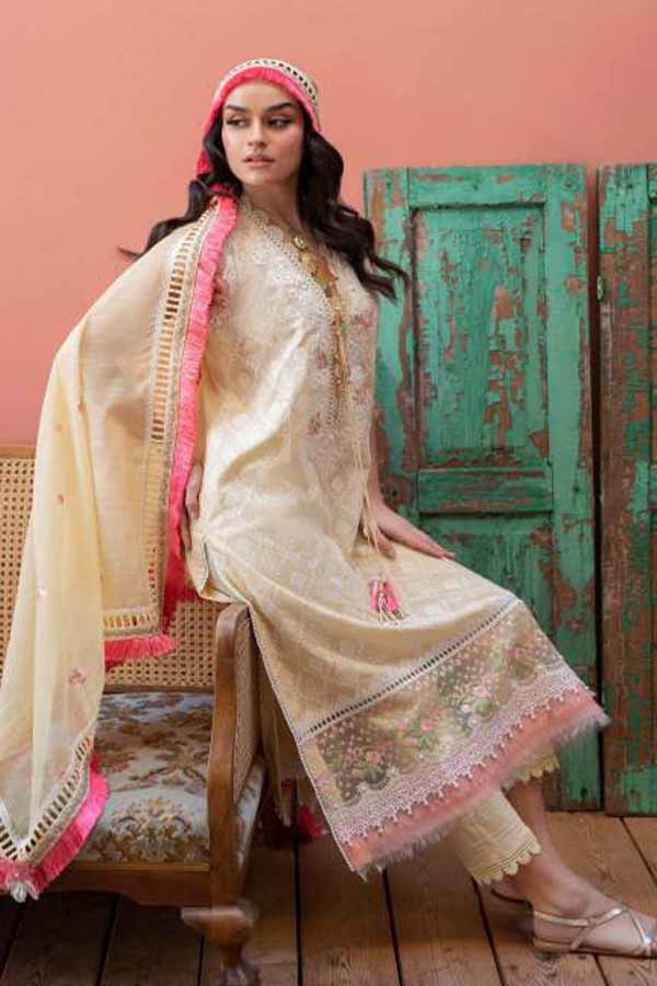 Sobia Nazir Vital Collection`23 D#01-A