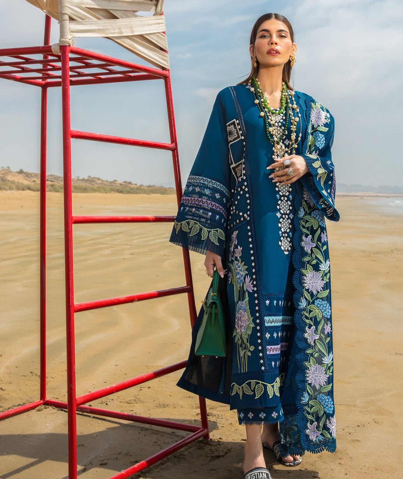 Crimson Lawn Collection'23 D#7 A
