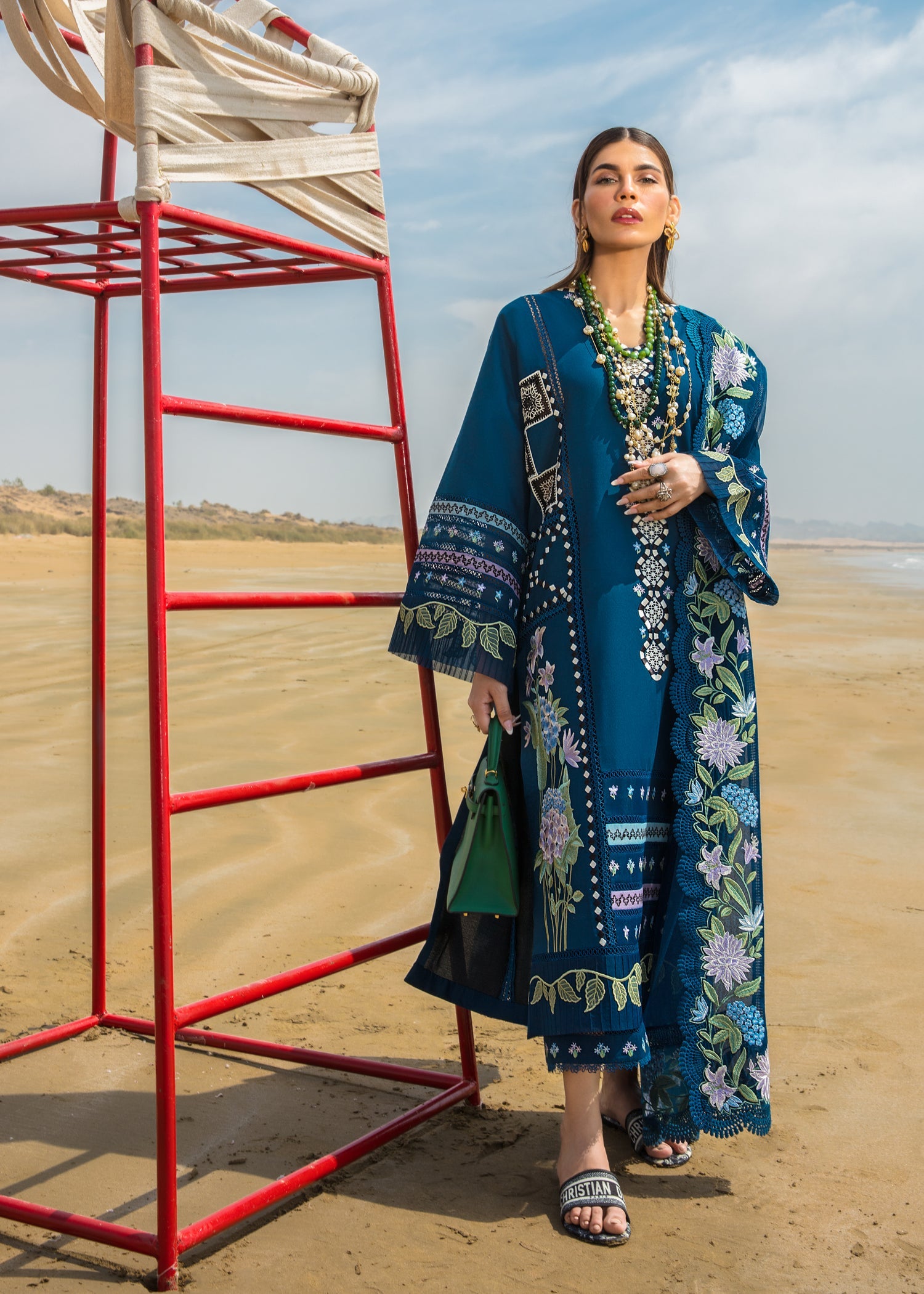 Crimson Lawn Collection'23 D#7 A