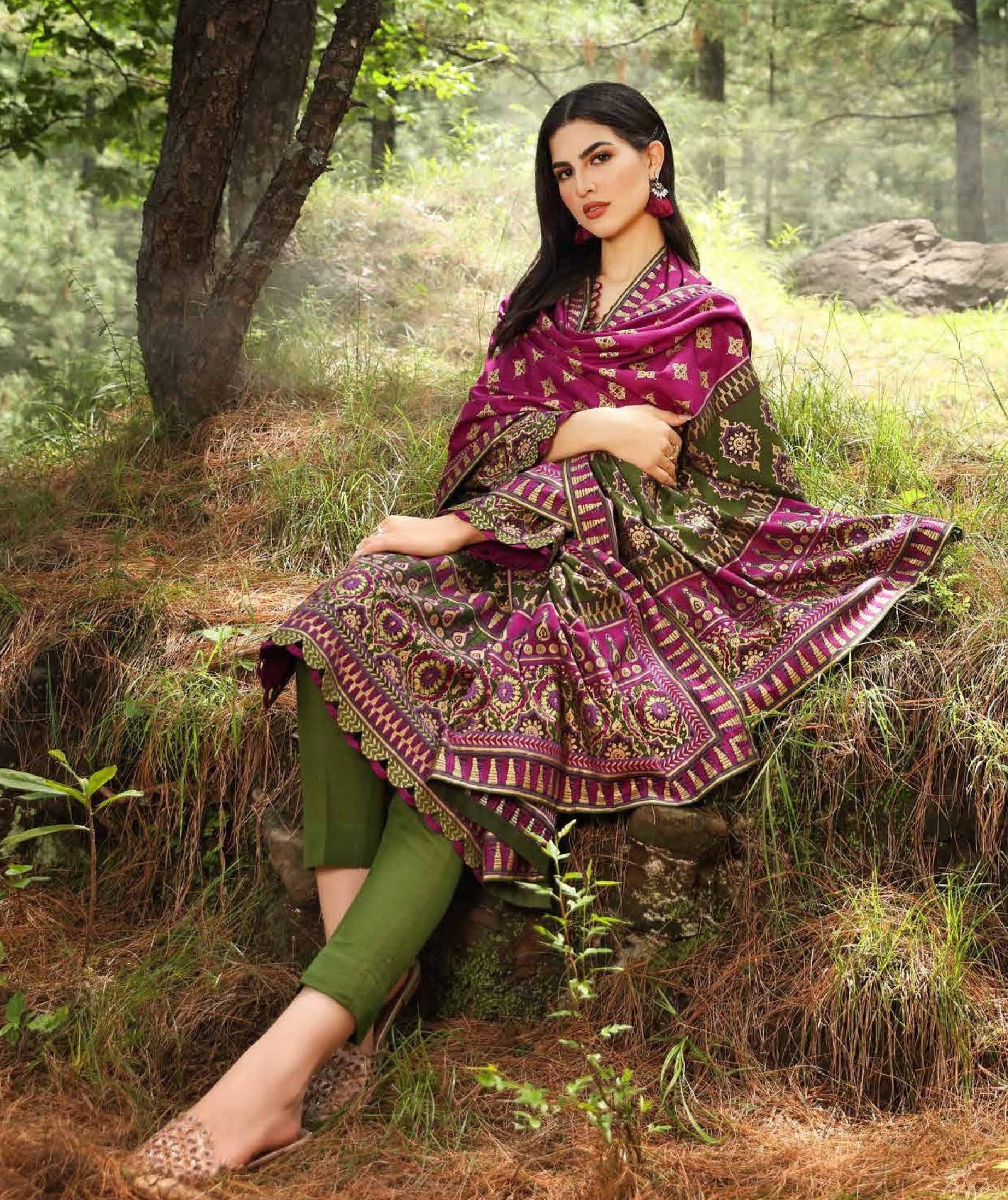 Gul Ahmed Winter Collection`21 TK#12014-A