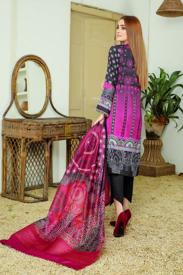 Tooba Winter Collection`21 D#05