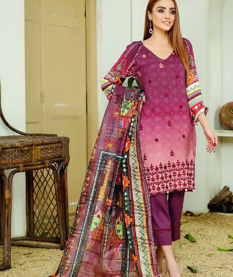 Tooba Winter Collection`21 D#09