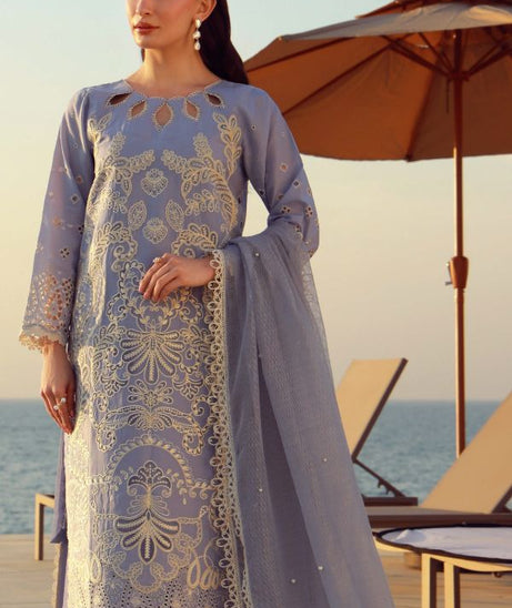 Gulmina Luxry Lawn`25 D#06