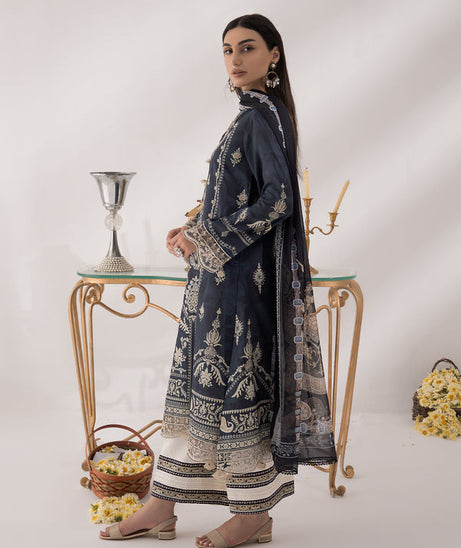 Shazme Nur Emb Lawn`24 SH#3