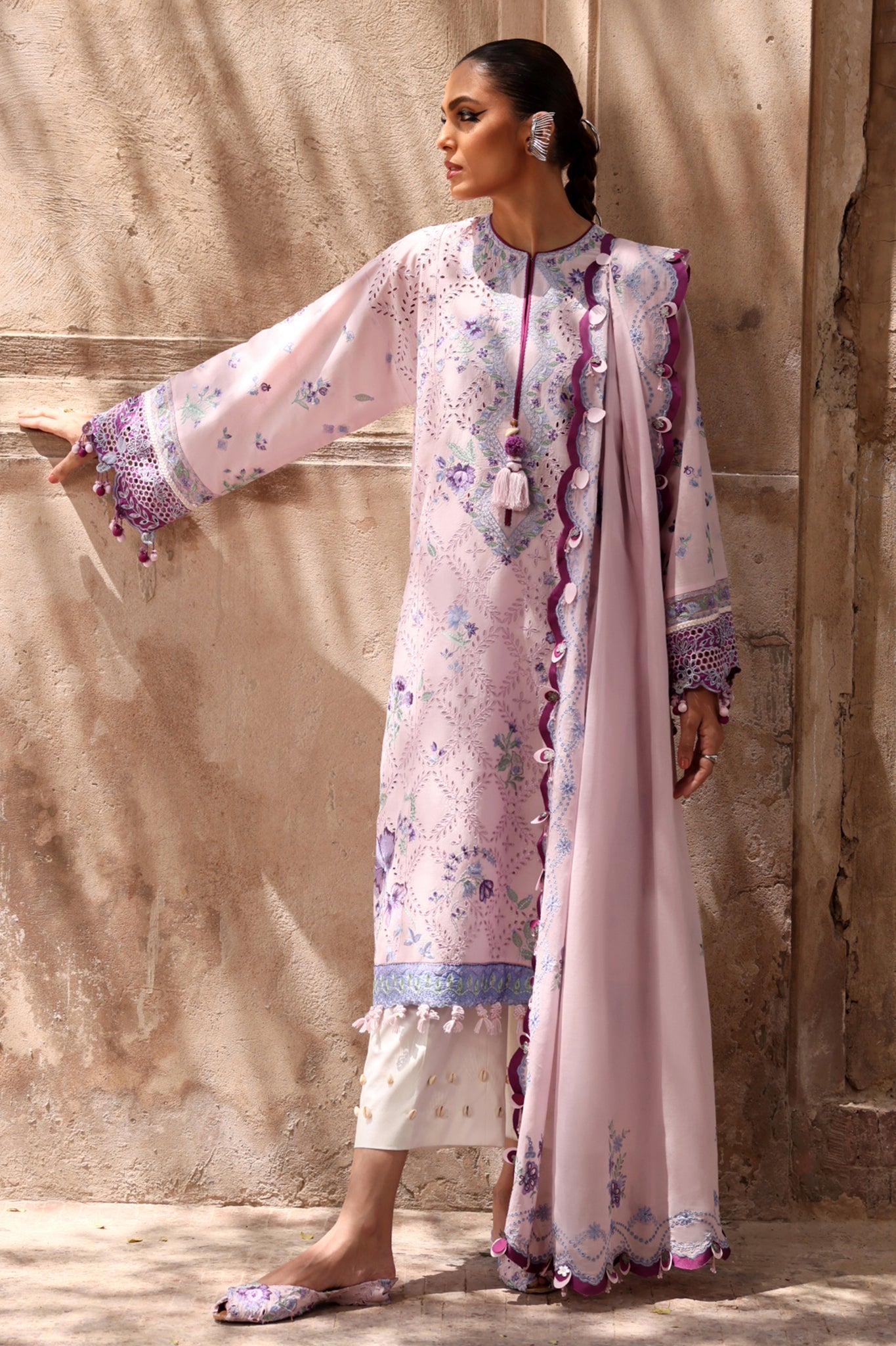 Elan Lawn`25 ALARA (12 B)