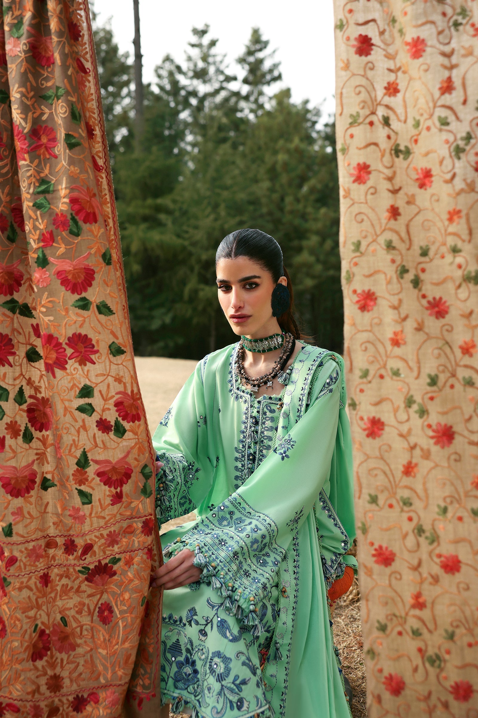 Zaha Neelum Unstitched Lawn`25 ZL#10-A