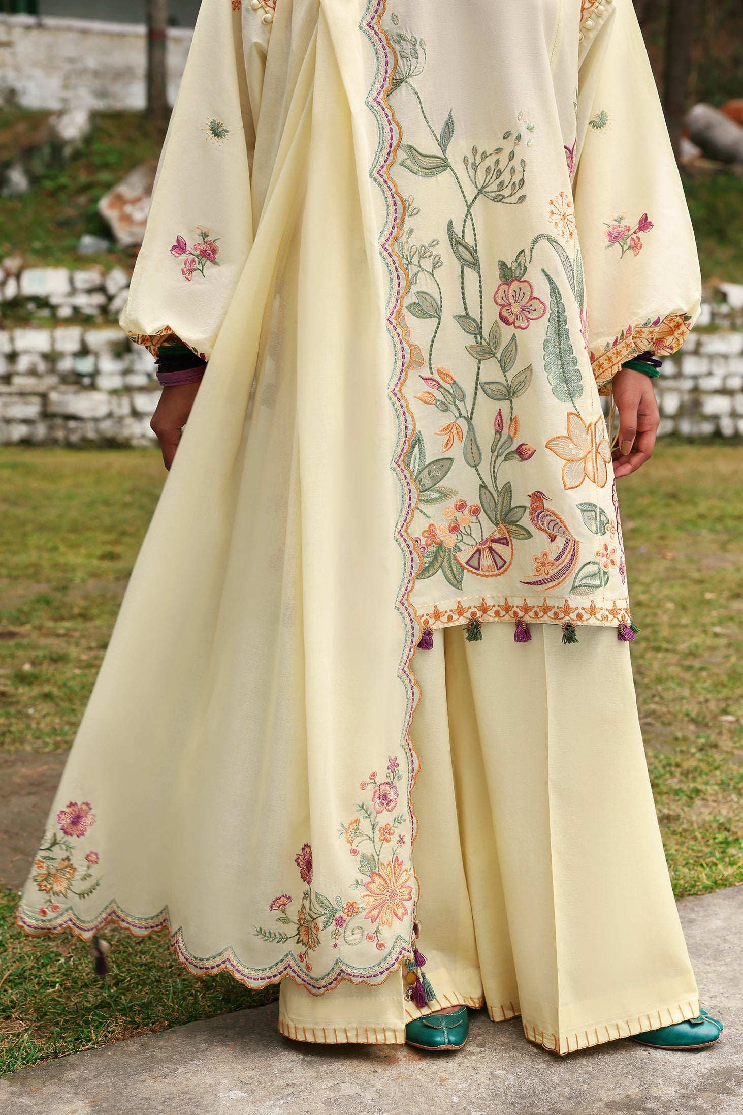 Zaha Neelum Unstitched Lawn`25 ZL#13-A
