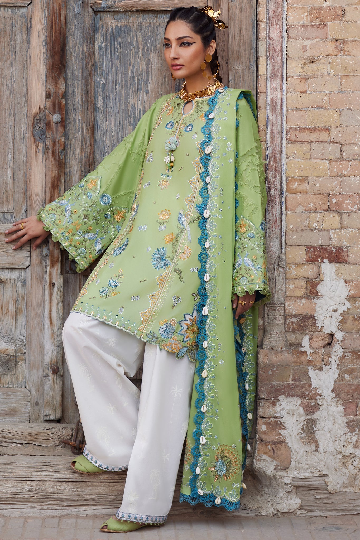 Elan Lawn`25 ISLA BLEU (11 B)