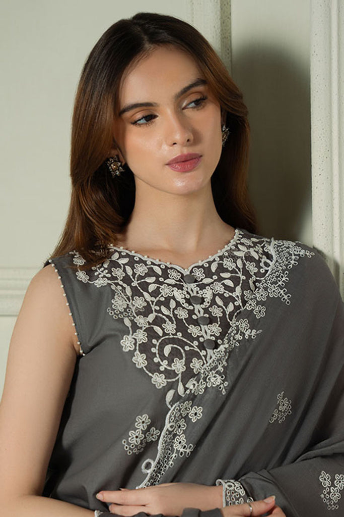 Cross Stitch Emb Lawn`25 D#02