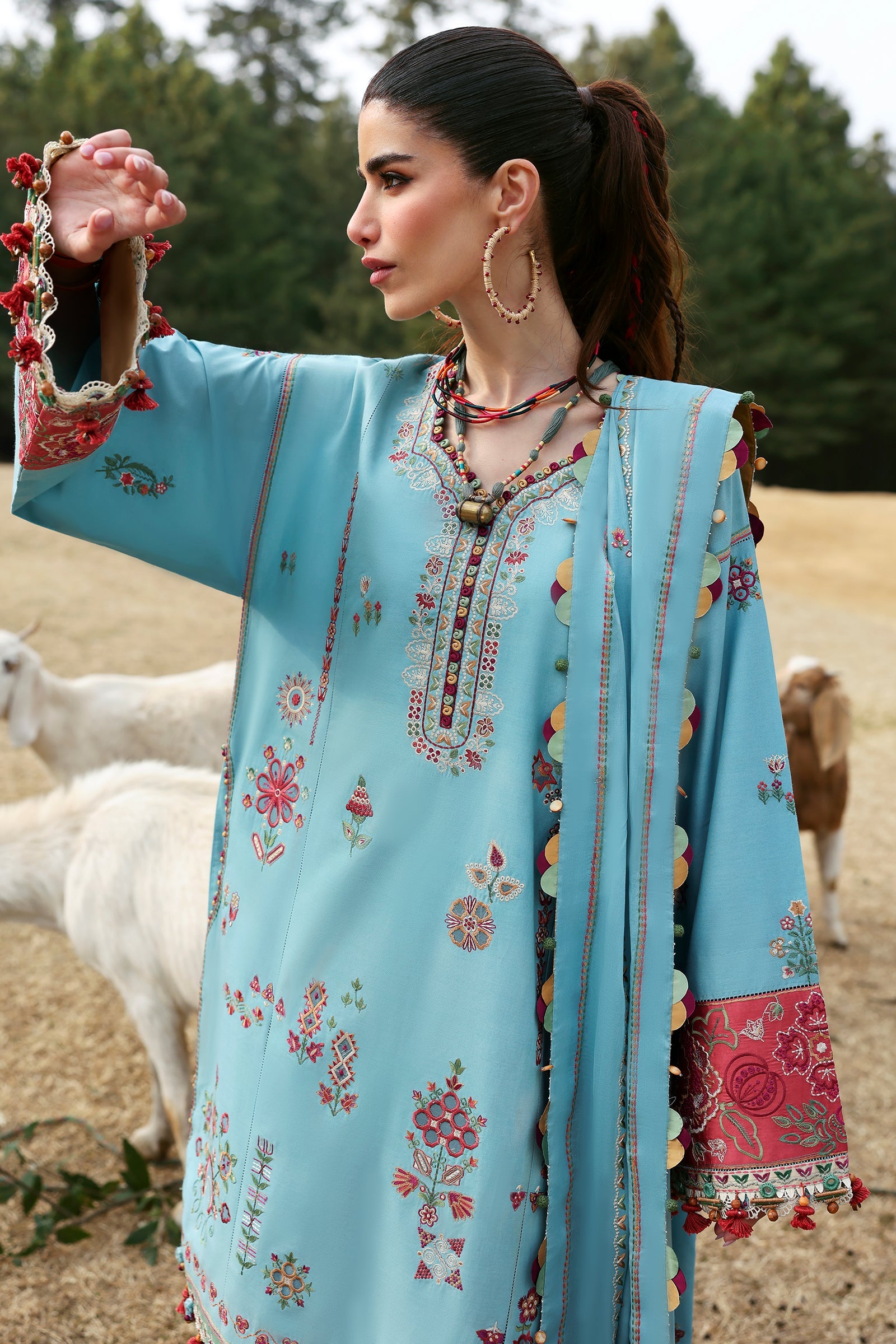 Zaha Neelum Unstitched Lawn`25 ZL#14-A