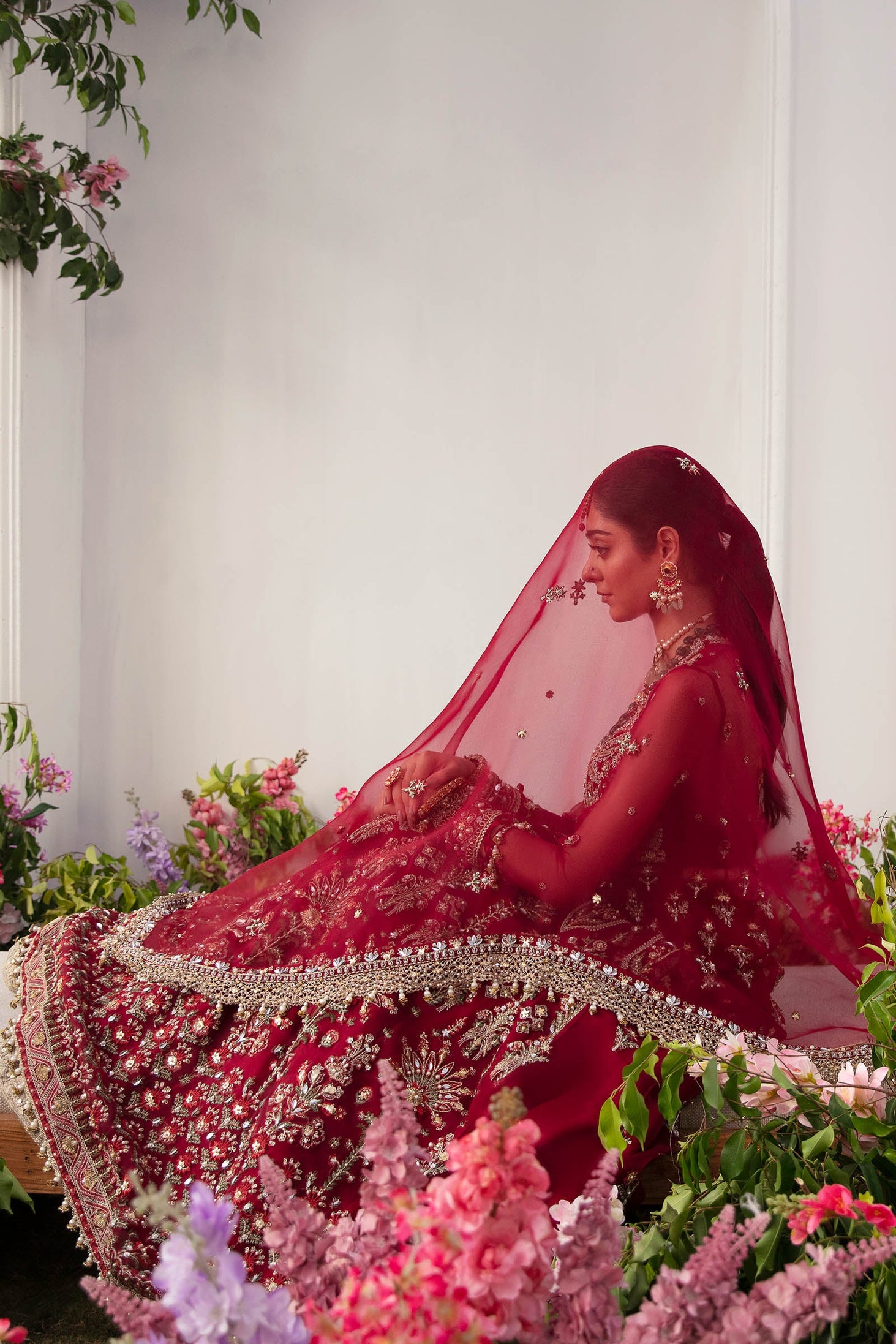 Zaha Gossamer Unstitched Autumn Edit'23 (Kyra) D#08