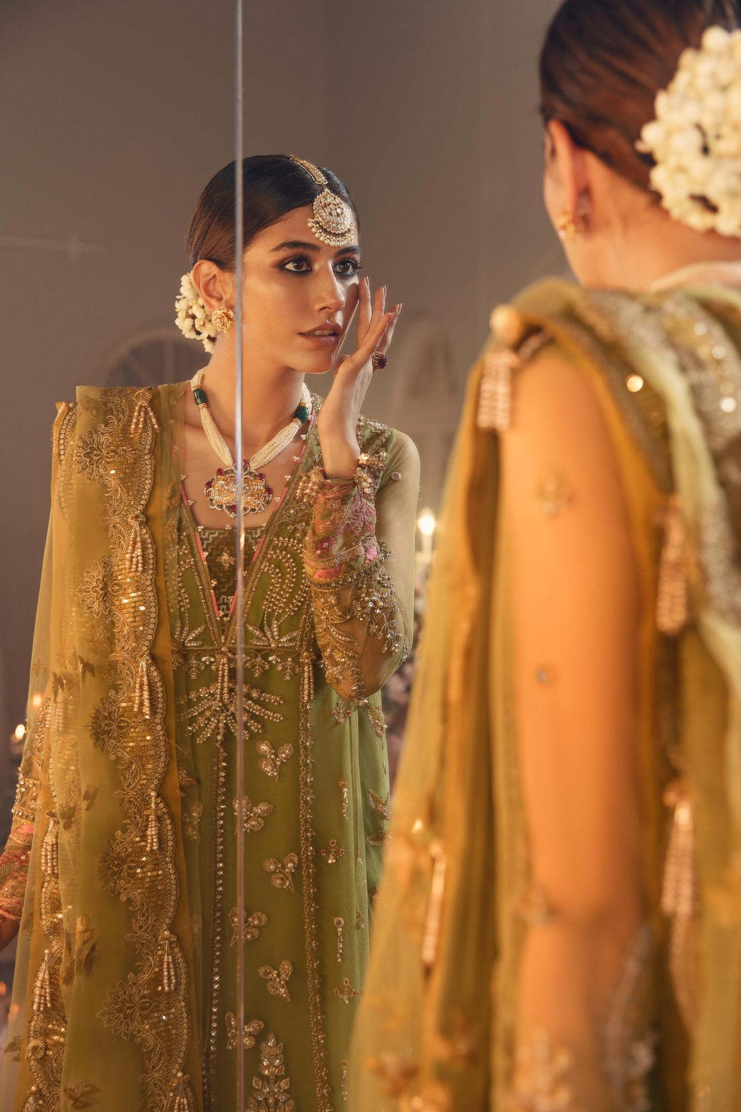 Zaha Gossamer Spring/Summer'22 ZC#04 MEHZEBEEN