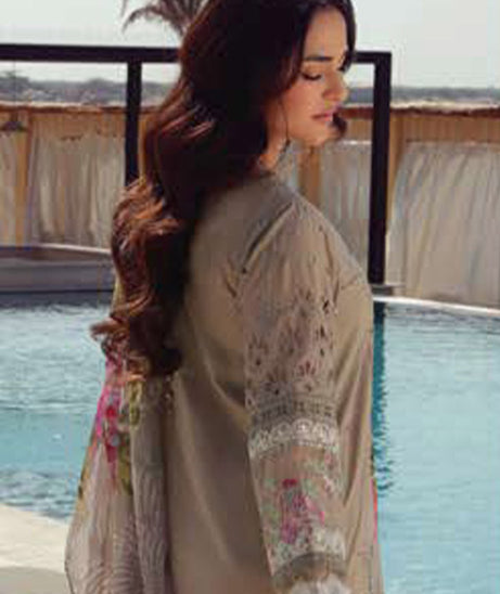 Gulmina Luxry Lawn`25 D#03