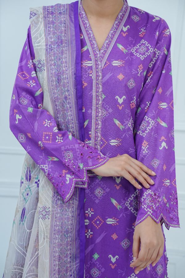 VS Aiza Momina C/Kari Lawn`25 D#65
