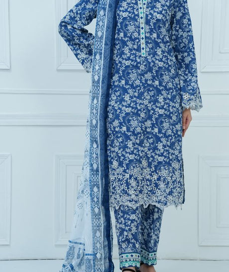 VS Aiza Momina C/Kari Lawn`25 D#69