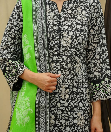 VS Sufinas Emb Print Lawn`25 D#4410