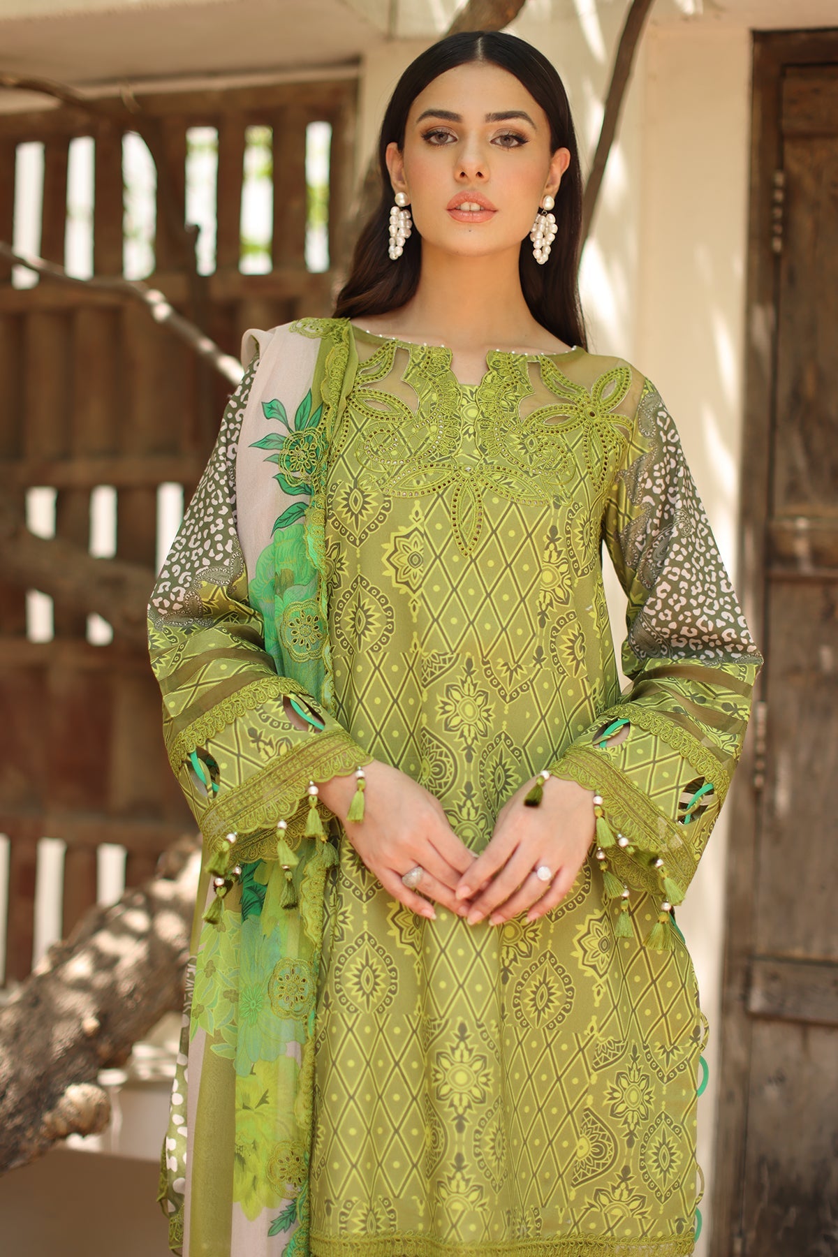 BR Charizma Aniq Lawn`26 AN6#08