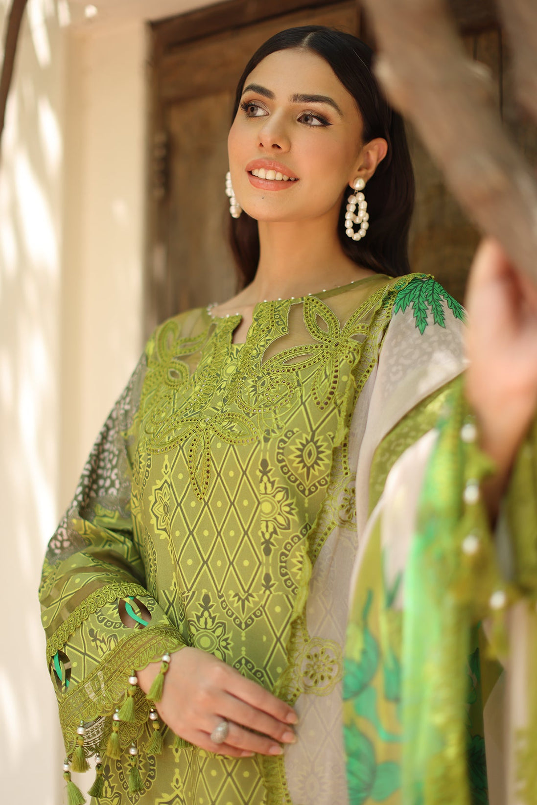BR Charizma Aniq Lawn`26 AN6#08