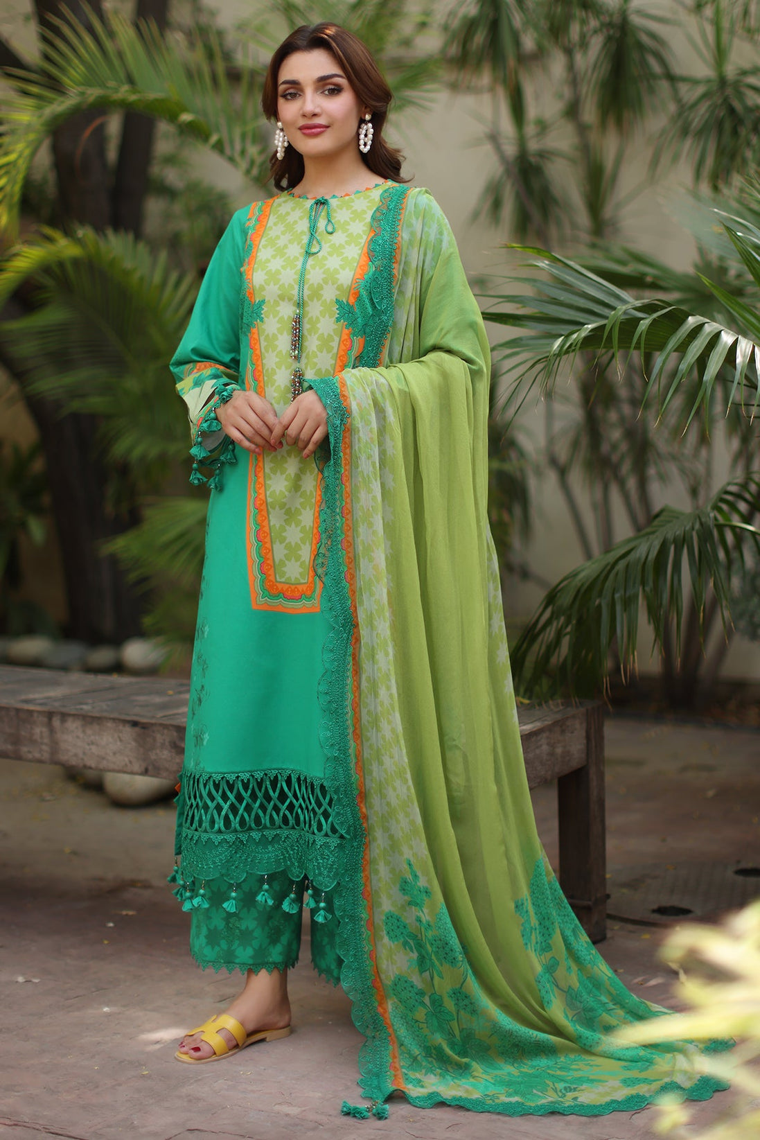 BR Charizma Aniq Lawn`26 AN6#05