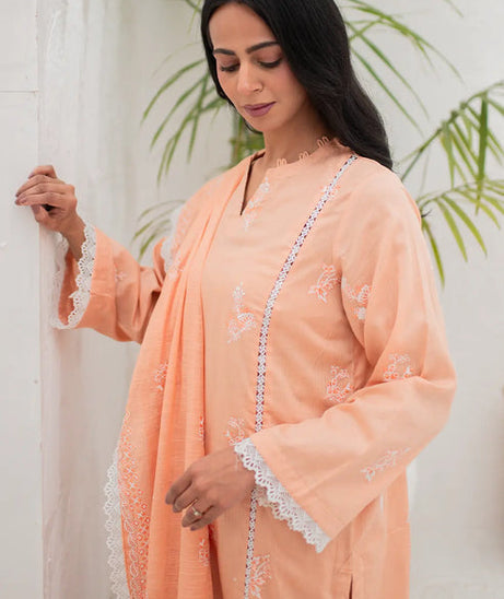 Rashid White Emb Lawn'24 D#8168