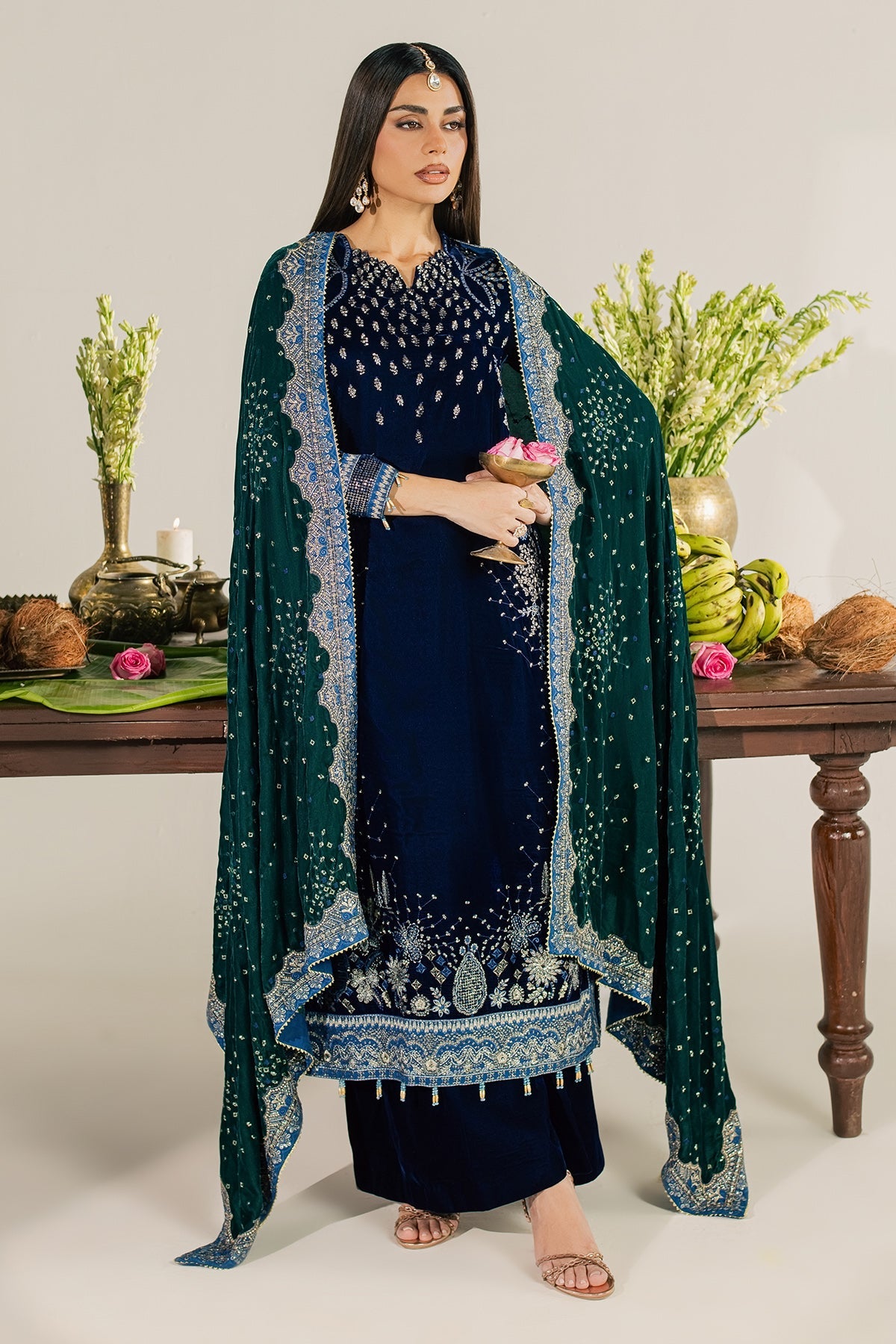 RA Nureh Maya Velvet'26 D#137