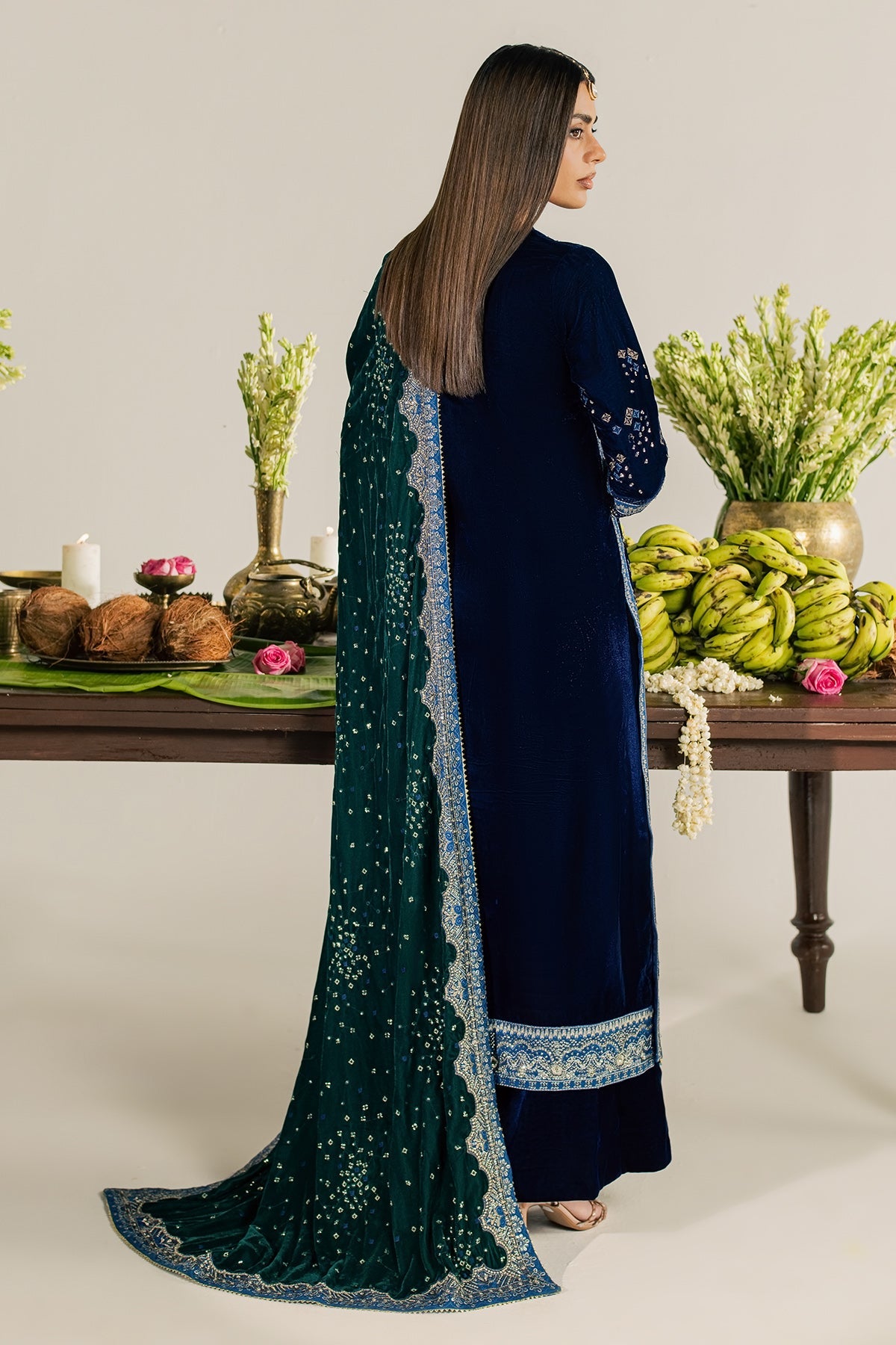 RA Nureh Maya Velvet'26 D#137