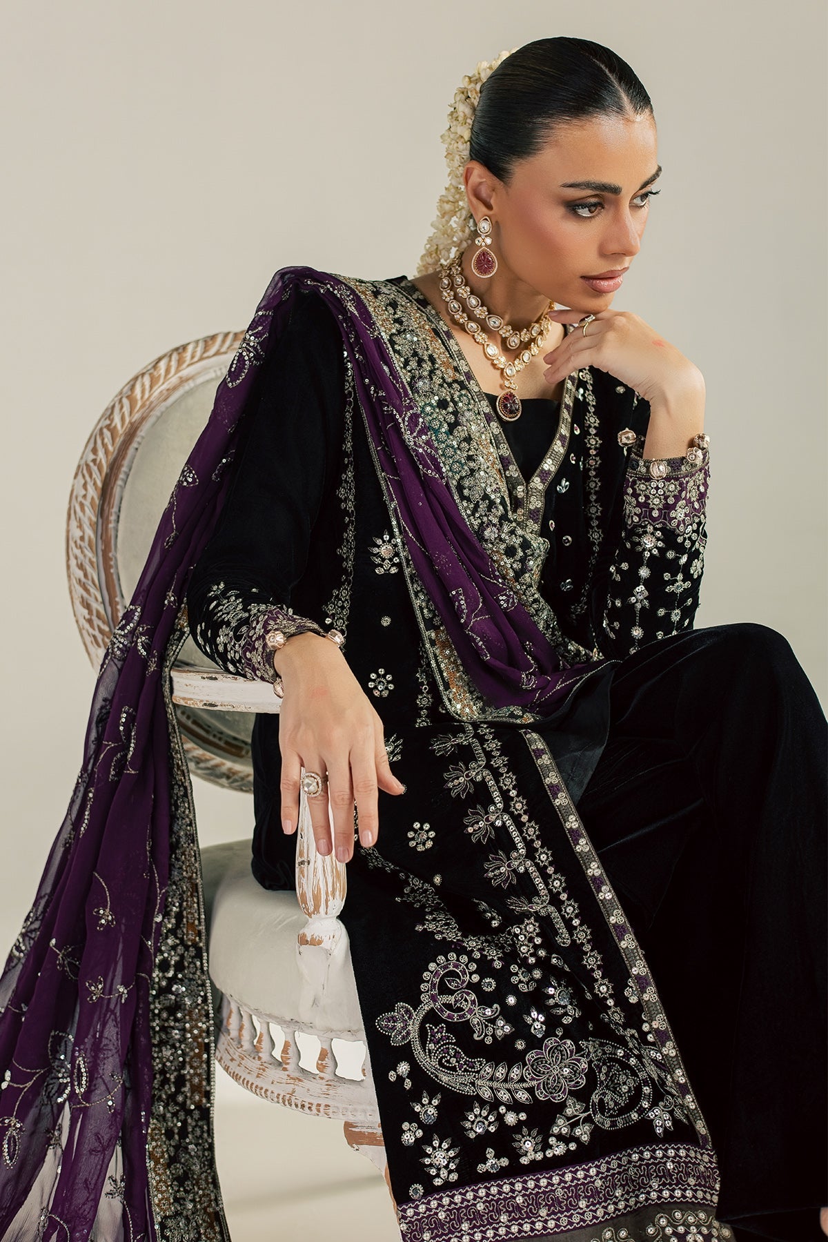 RA Nureh Maya Velvet'26 D#136