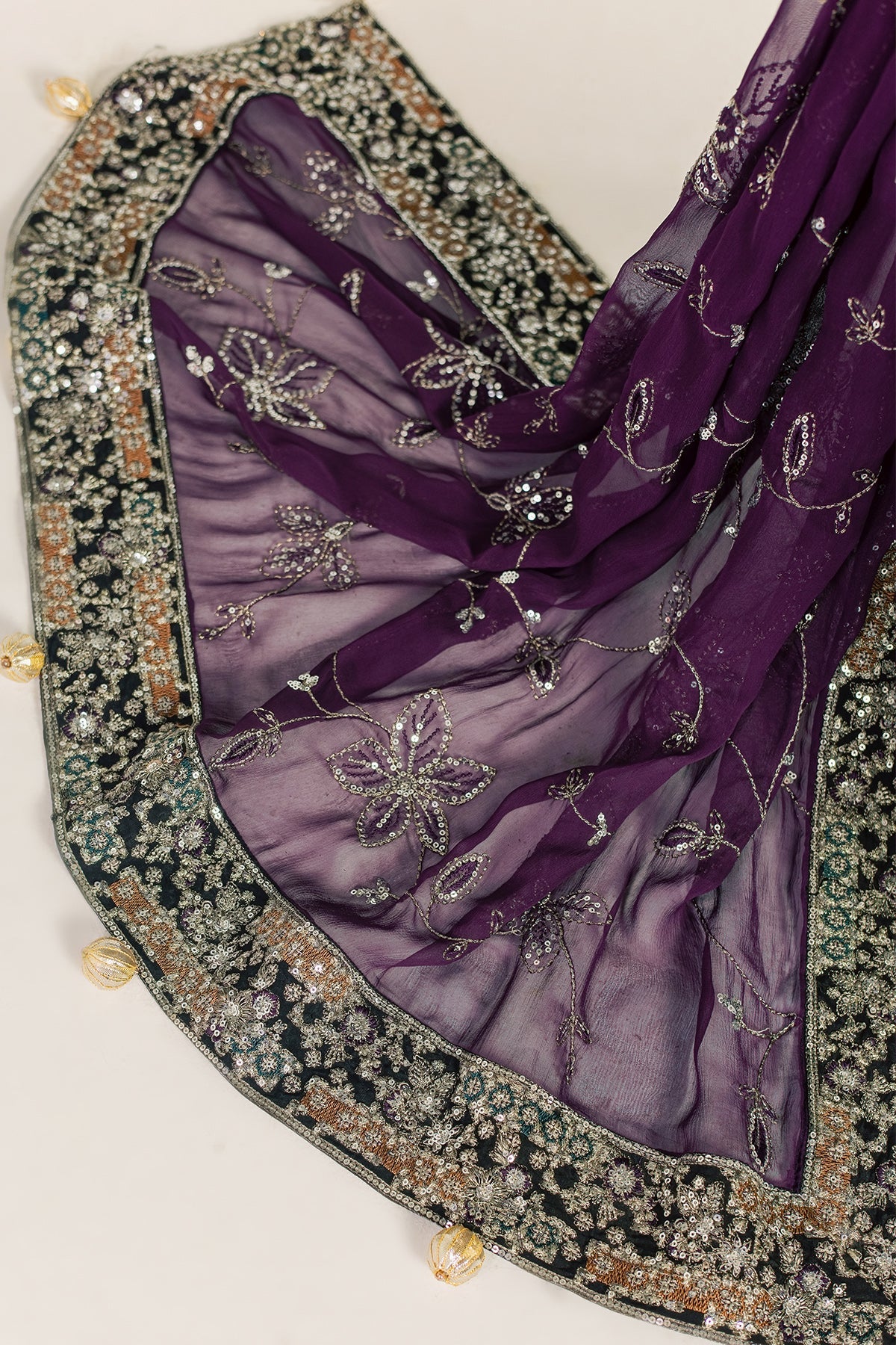 RA Nureh Maya Velvet'26 D#136