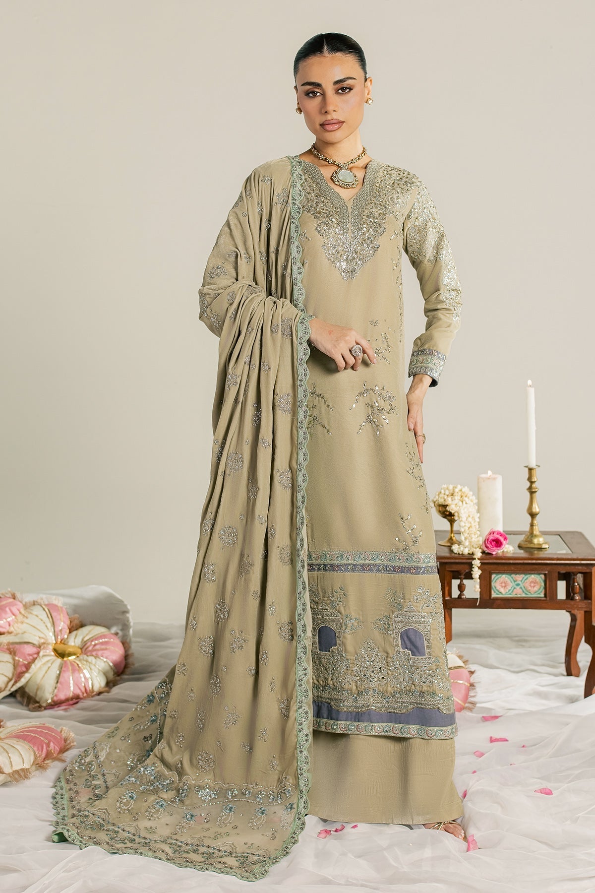 RA Nureh Maya Velvet'26 D#132