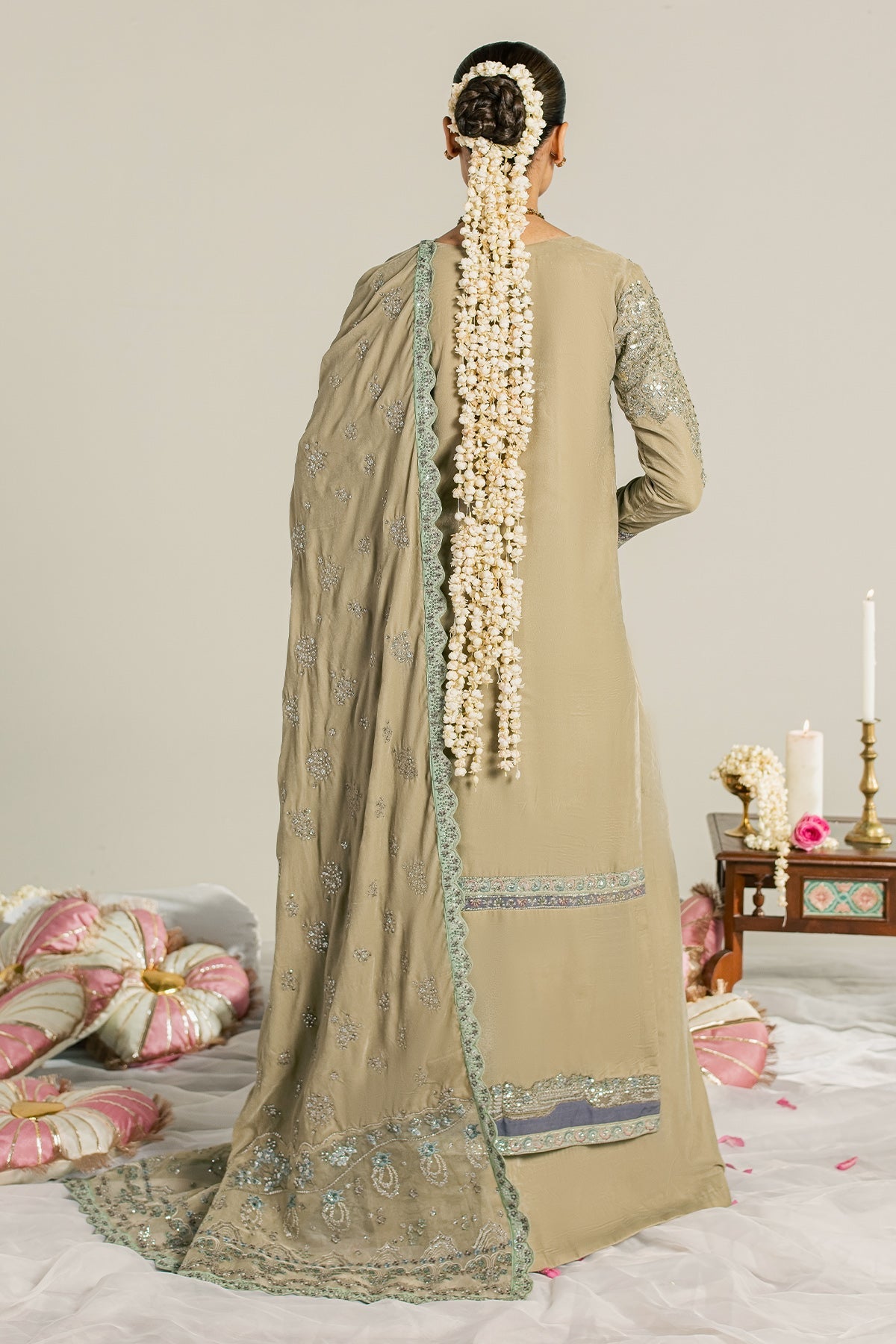 RA Nureh Maya Velvet'26 D#132
