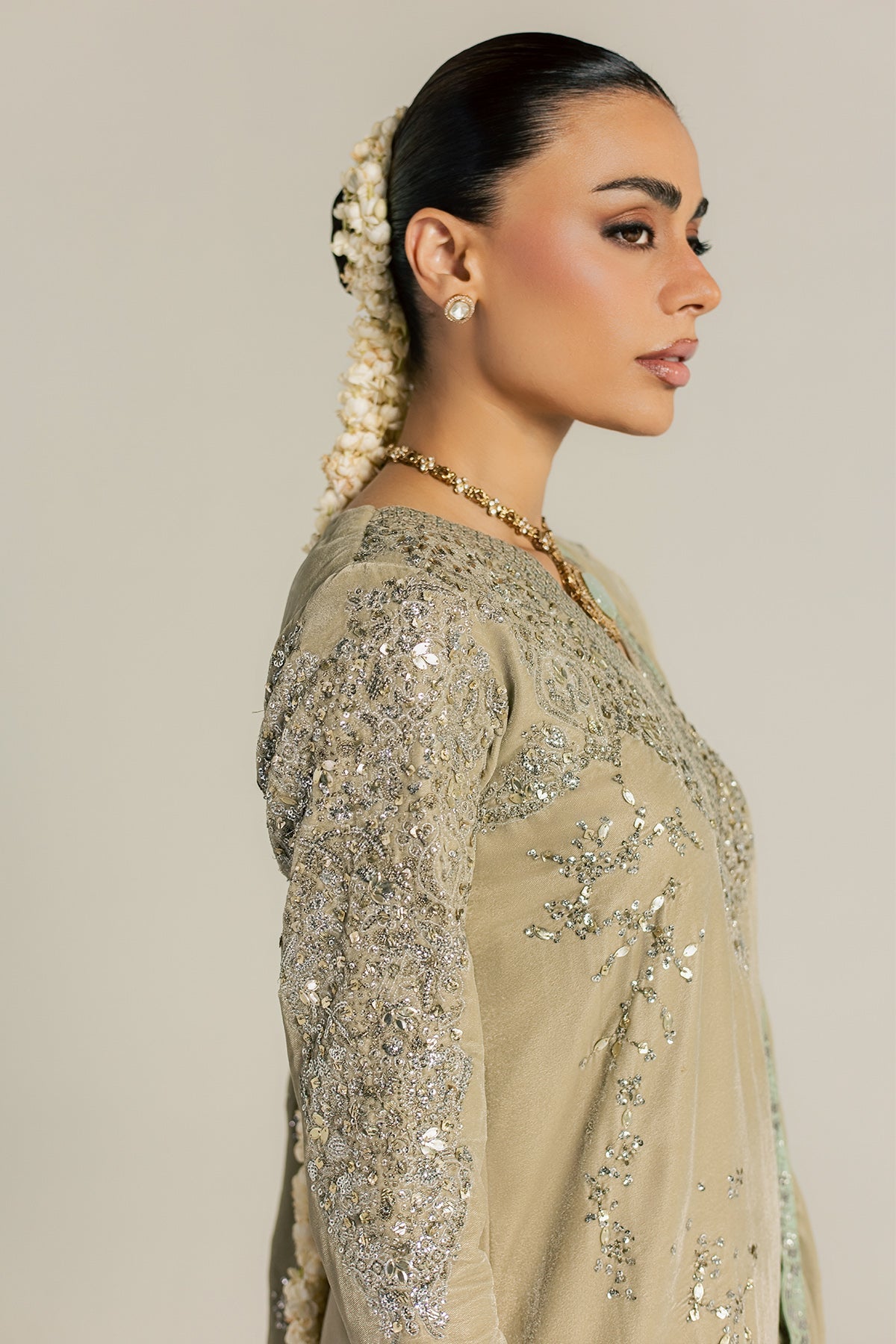 RA Nureh Maya Velvet'26 D#132