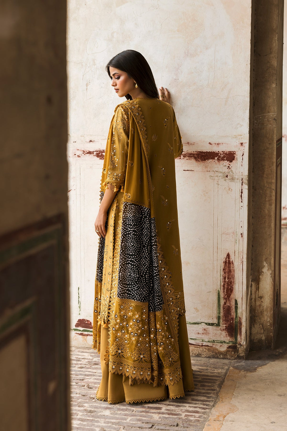 Afrozeh Mulaqaat F/ Lawn`25 AL#07